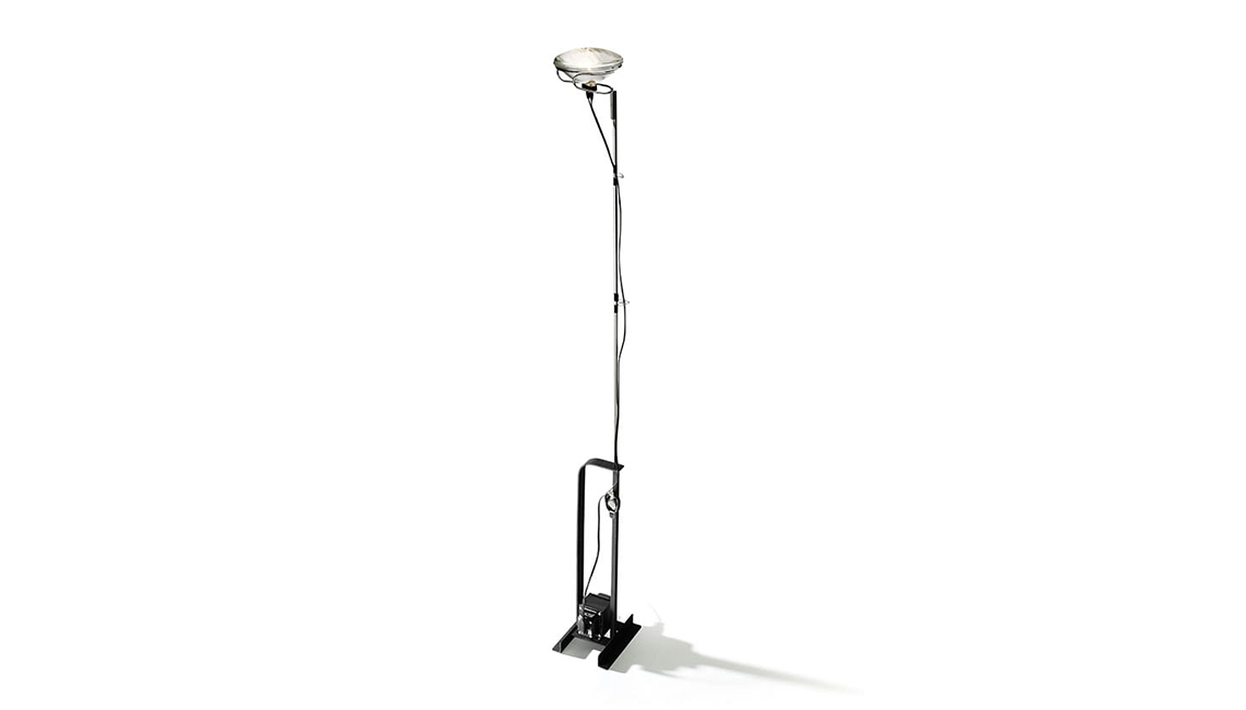 Toio Limited Edition Matt Black长射灯