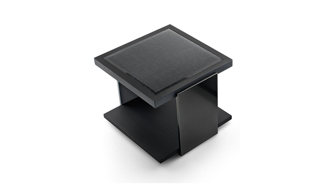 Tavolino da lampada Black & More边几
